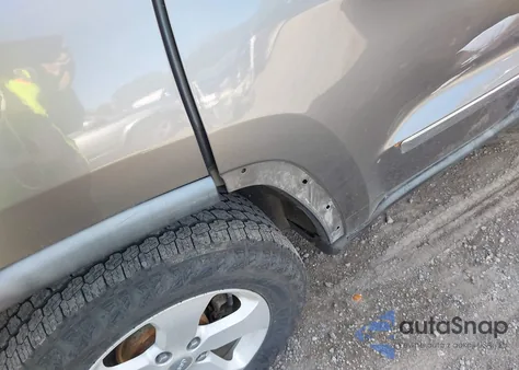 2011 Jeep Grand Cherokee Laredo from USA, damaged, VIN 1J4RR4GG9BC738219